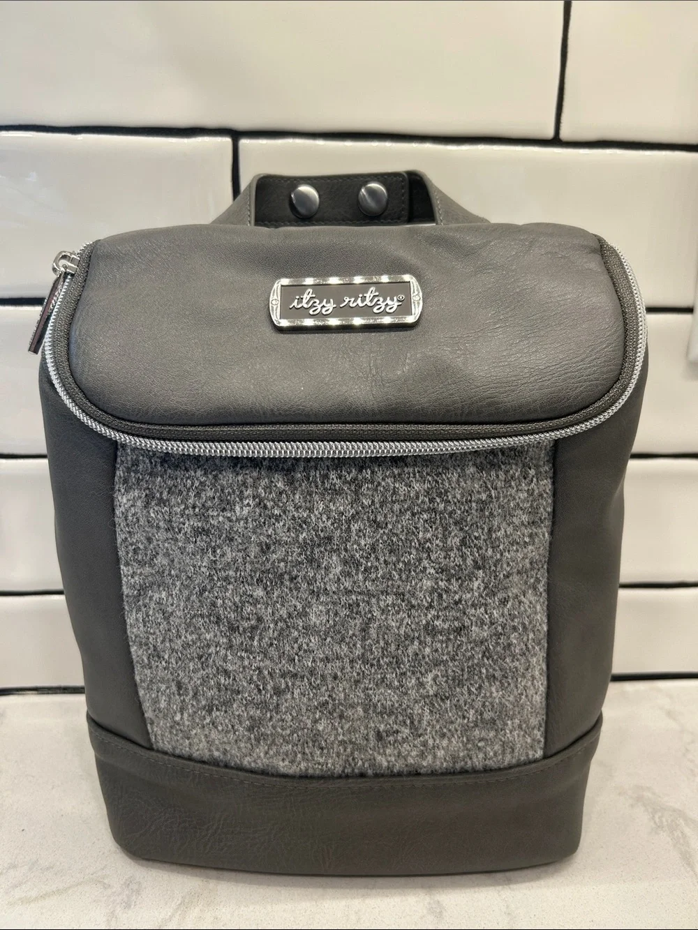 Itzy Ritzy Insulated Bottle Bag Grayson Textured Front Panel